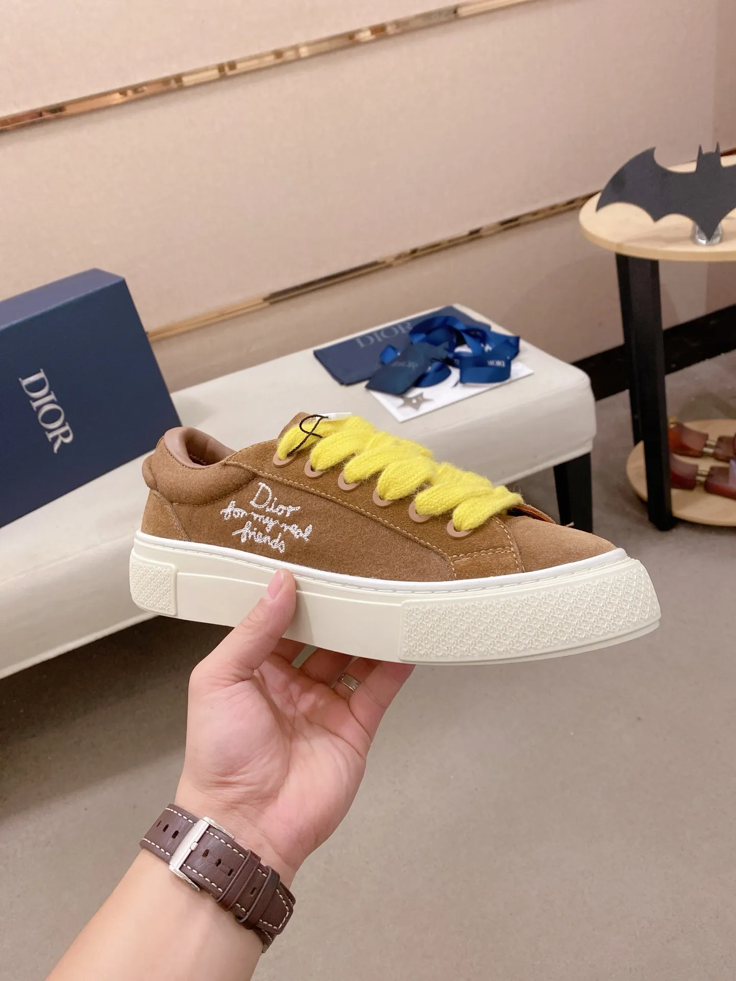 Factory price: 300 Men's shoes 💰[Dior·Dior] Top 🔍Couple style 💏🔍New casual sports style couple shoes, new four-season design, perfect workmanship, lace-up lazy style to create cabinet quality, upper: imported first-layer cowhide, sheepskin lining is soft and comfortable, ultra-light TPU wear-resistant outsole, simple, versatile fashion men's shoes, excellent color code number 35--44